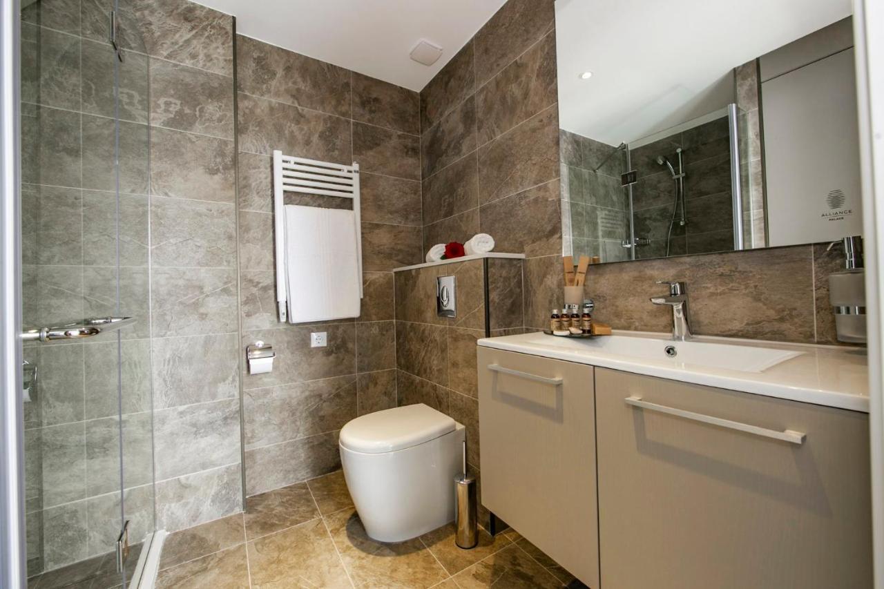 Apartments In Alliance Batumi Luaran gambar